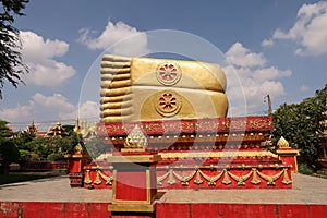 Pha That Luang Stupa, Vientiane - reclining Buddha