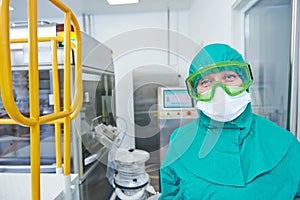 Pharmaceutical factory tablet production