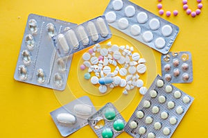 Coronovirus medicines, pills and medicines for treating patients