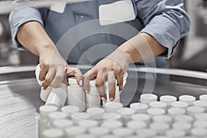 Pharmaceutical nutraceutical compounding packaging capsules