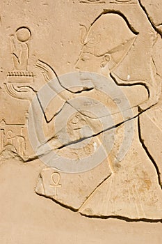 Pharoah Seti I making offering