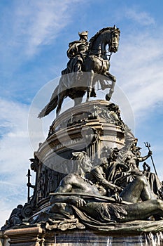 PHILADELPHIA, USA - SEPTEMBER 19, 2018: George Washington monument in Philadelphia. The statue designed in 1897 by Rudolf