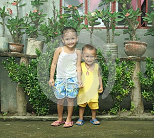 Philippines siblings
