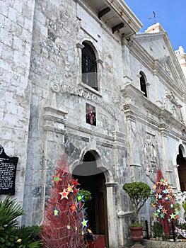 Photo of the facade of the BasÃÂ­lica Menor del Santo Nino de Cebu photo