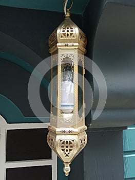 photo of a Middle eastern lantern.