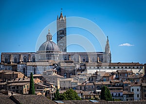 A Photo that Overloos yje City of Siena Italy