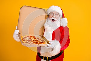 Photo of overweight santa claus hold tasty pizza impressed x-mas season shopping pizzeria discount on newyear event wear