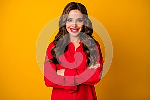 Photo of pretty stunning curly business lady bright pomade bossy person friendly smiling white teeth arms crossed wear