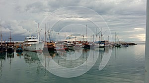 photo of ship in port pamatata