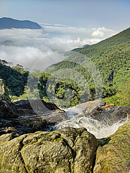 Photo Smoke waterfall in paranapiacaba