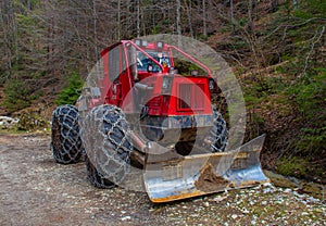 Photo of a tracktor used for winching wood.