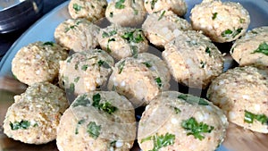 Photograph of aloo tikki chaat making