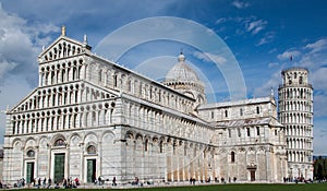 A photograph of the Leaning Tower of Pisa and the Cathedral