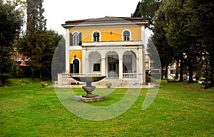 Roman style house and garden, Italy