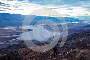 photographer at Dante\'s View in death valley