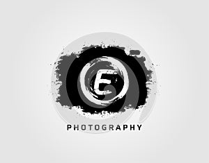 Photography letter E logo design concept template. Rusty Vintage Camera Logo Icon