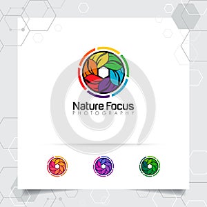 Photography and photo logo design with concept of leaf icon and camera lens vector for photographer, studio photo, and nature