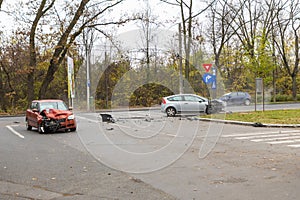 Photos of a car accident at few seconds after it happen