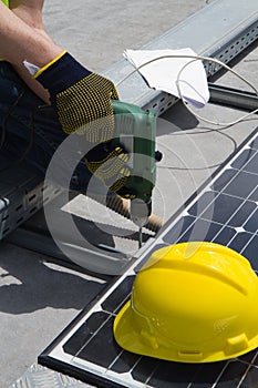 Photovoltaic laborer photo
