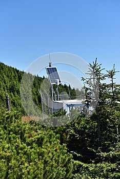 Photovoltaic panel installation used to power the meteorological station