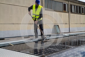 Photovoltaic work