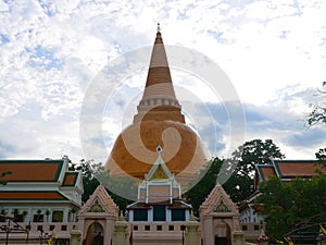 Phra Pathommachedi a stupa in Thailand