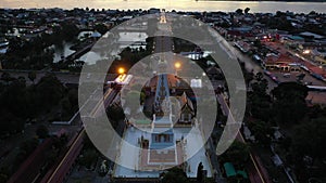 Phra That Phanom, a respectful of Nakhon Phanom People to Gold pagoda, settle in the center of the temple.