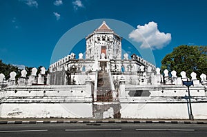 Phra Sumen Fort