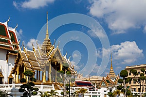 Phra Thinang Aphorn Phimok Prasat