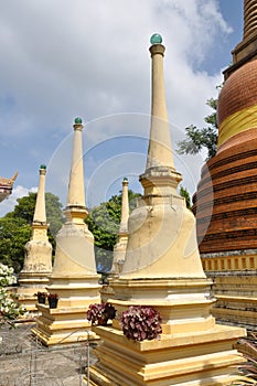 Phuket City, Thailand: Wat Mongkhol Chedis