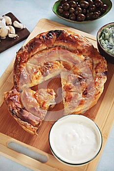 Phyllo pastry cheese pie