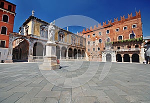 Piazza Dante in Verona photo