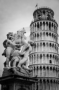 Piazza dei Miracoli - Torre di Pisa photo