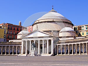 Piazza del Plebiscito, Naples