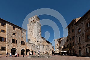 Piazza della cisterna square in San Gimignano, Italy