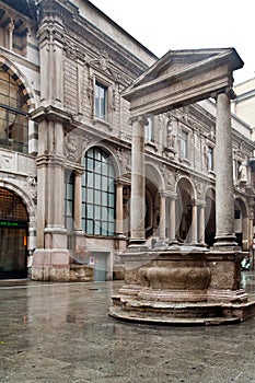 Piazza Mercanti Milan photo