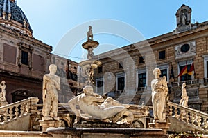 Piazza Pretoria (Piazza della Vergogna)