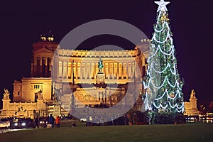 Piazza Venezia in Rome on the night before Christmas