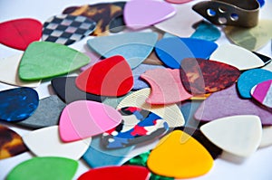 Pick guitar