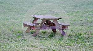 Picknic table