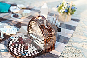 Picnic basket