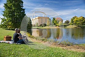 Picnic Basket Couple