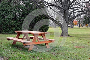 Picnic table