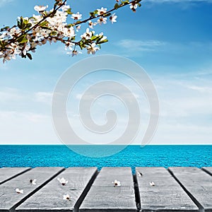 Picnic table and sea