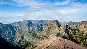 Pico Arieiro and Ruivo hiking path