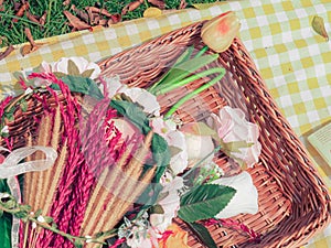Pics of picnics, flowers, woven baskets and seat covers.