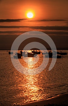 Pictorial View Waves Move by Rolling on Beach at Late Sunset