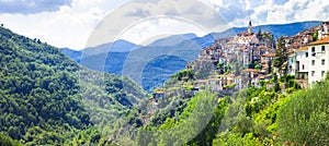 Pictorial villages of Italy - Apricale in Liguria