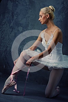 Picture of a beautiful ballet dancer.