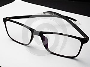 picture of a black eye glasses 